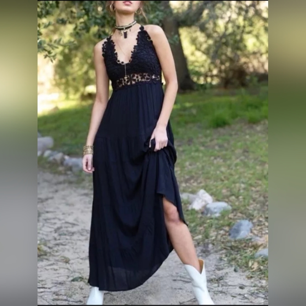 La Miel Black Crochet Maxi Dress Boho Empire Waist Size Medium